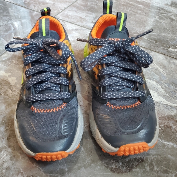 SKECHERS Hyperjolt 2.0 Relaxed Fit Size 12 - Picture 2 of 13